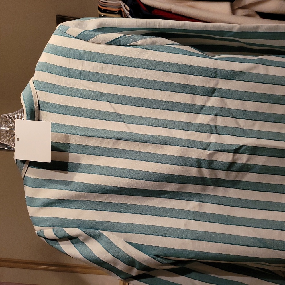 Blazer - Picture 4 of 6